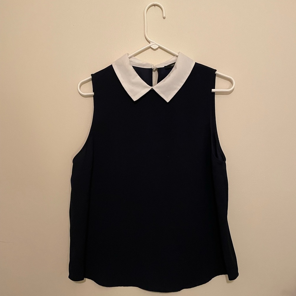 Summer Flowey navy blue collared sleeveless blouse